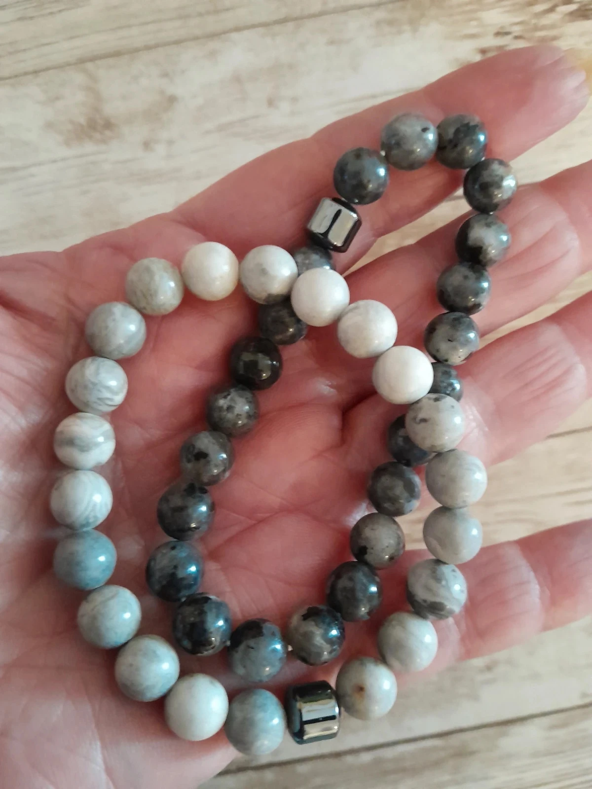Lote de 2 pulseiras, imitação de pedras, pretas e cinzentas – photo 4